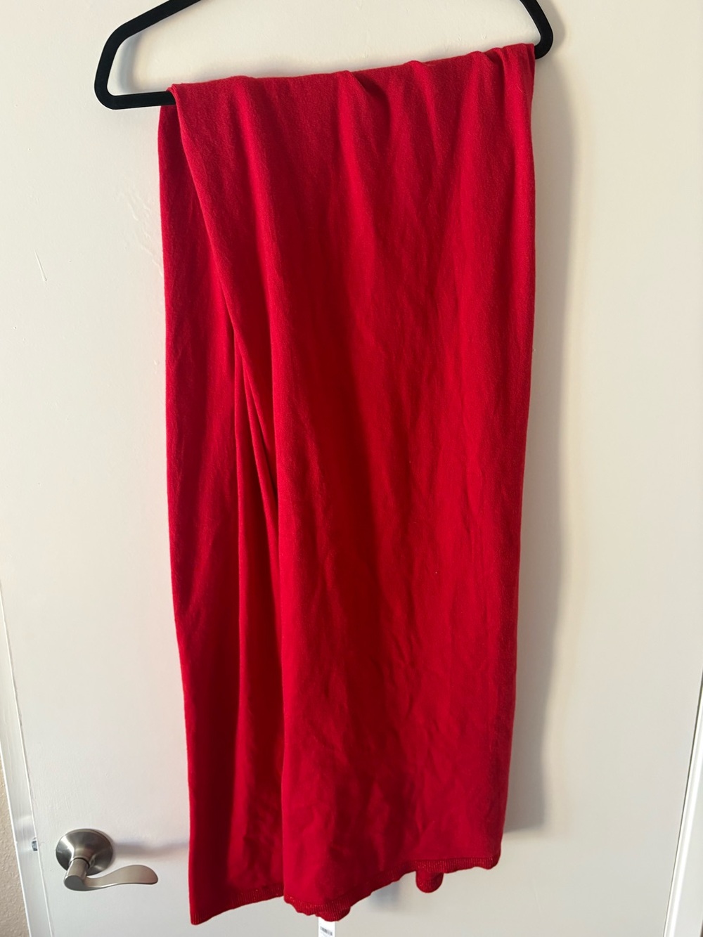 Chico’s cashmere blend travel wrap red